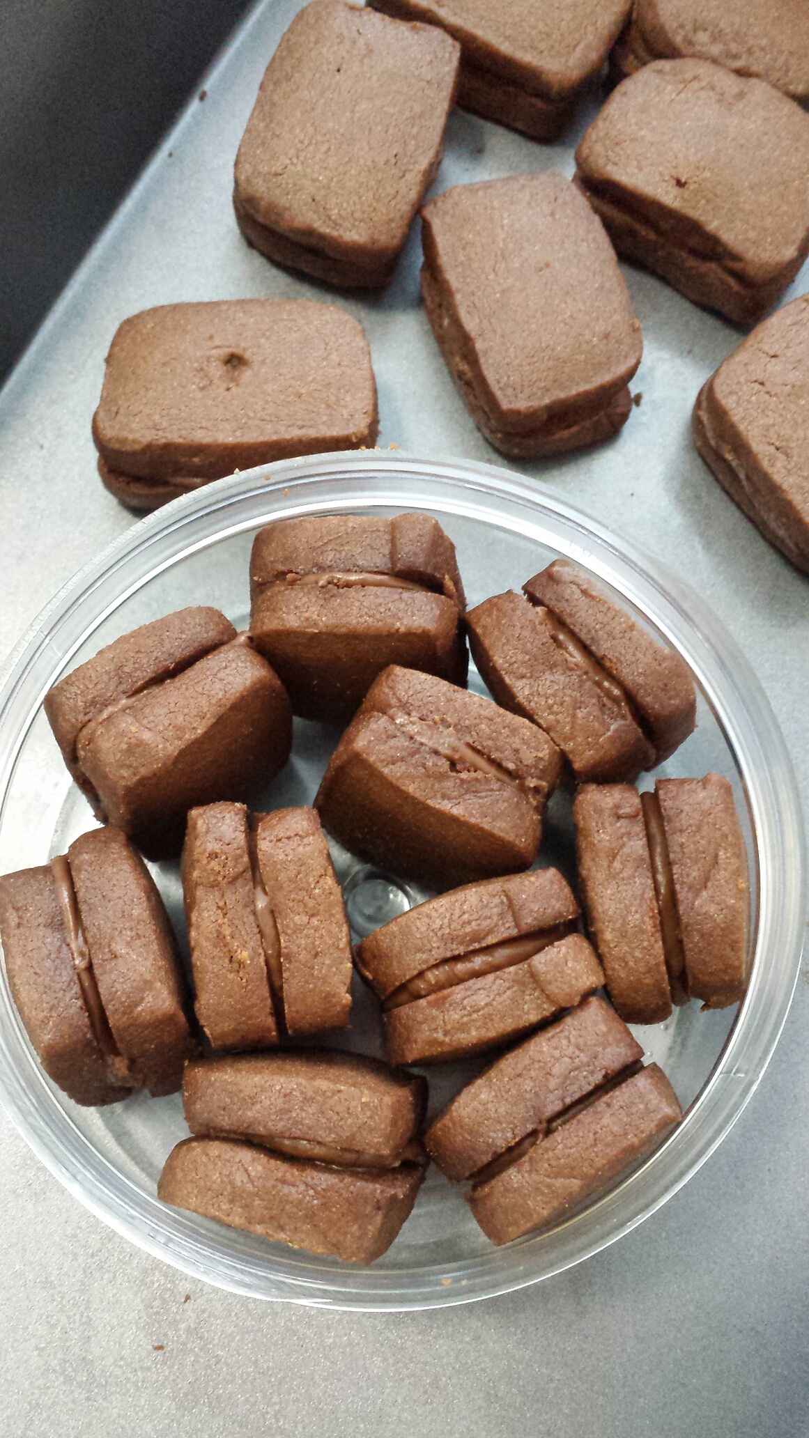 巧克力夹心饼干