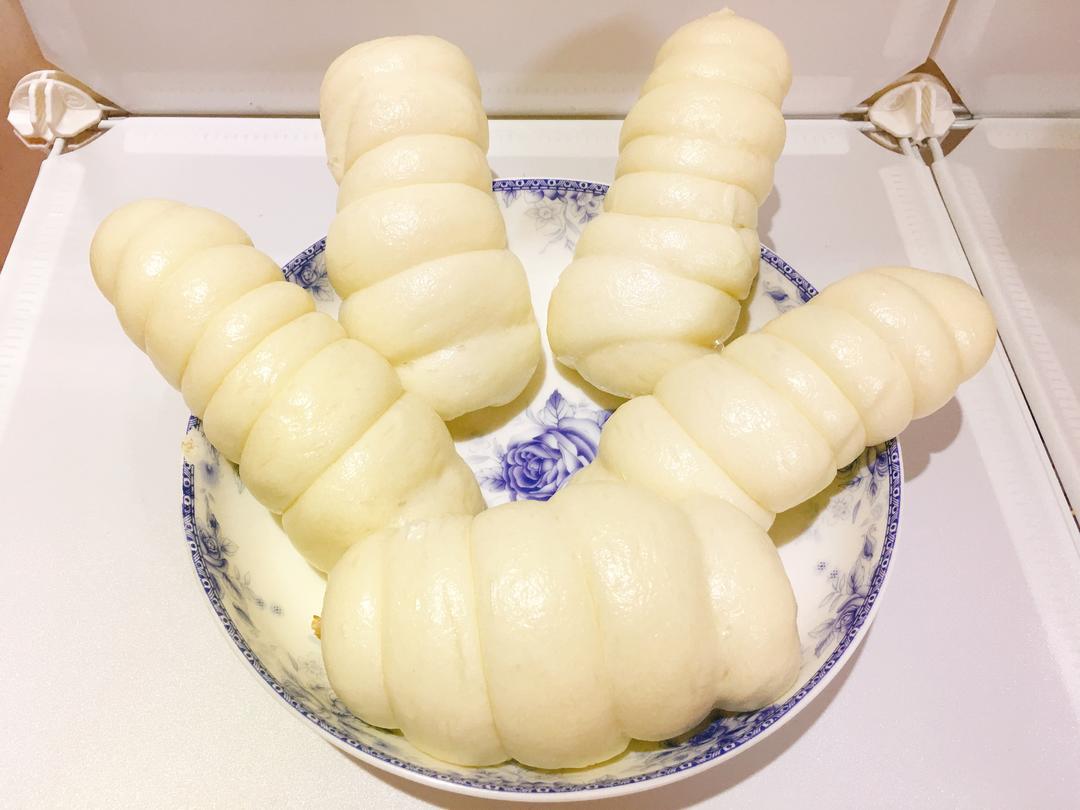 液种毛毛虫肠仔包