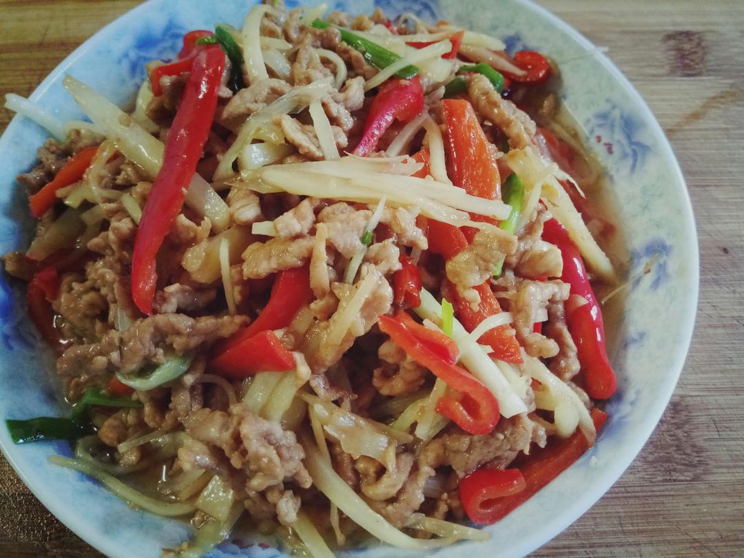 嫩姜炒肉丝的做法