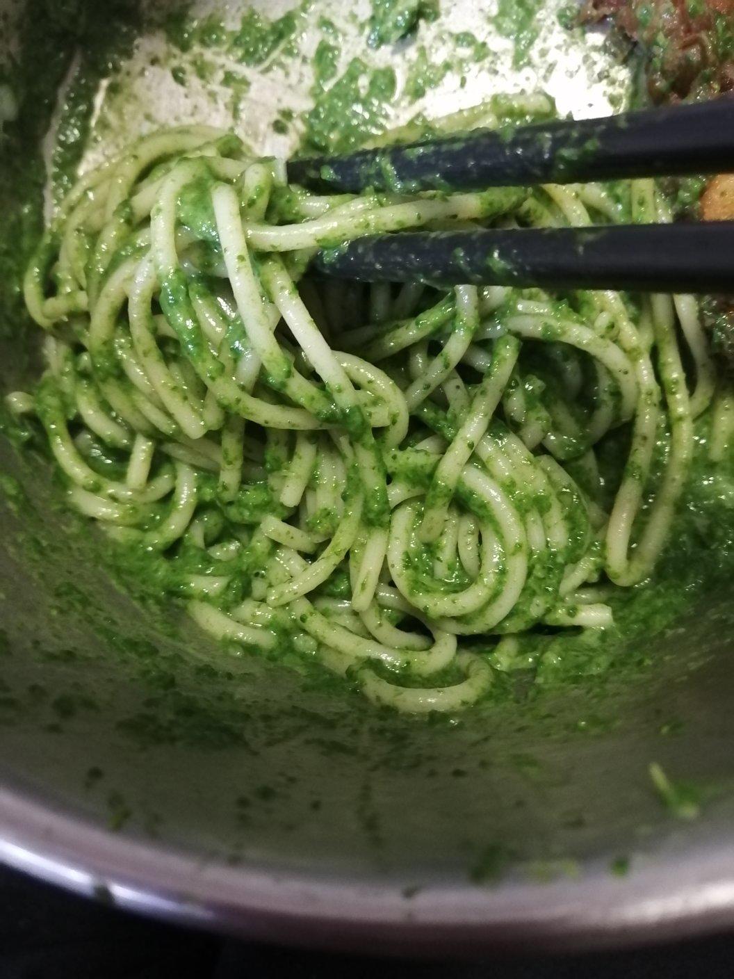 菠菜意面