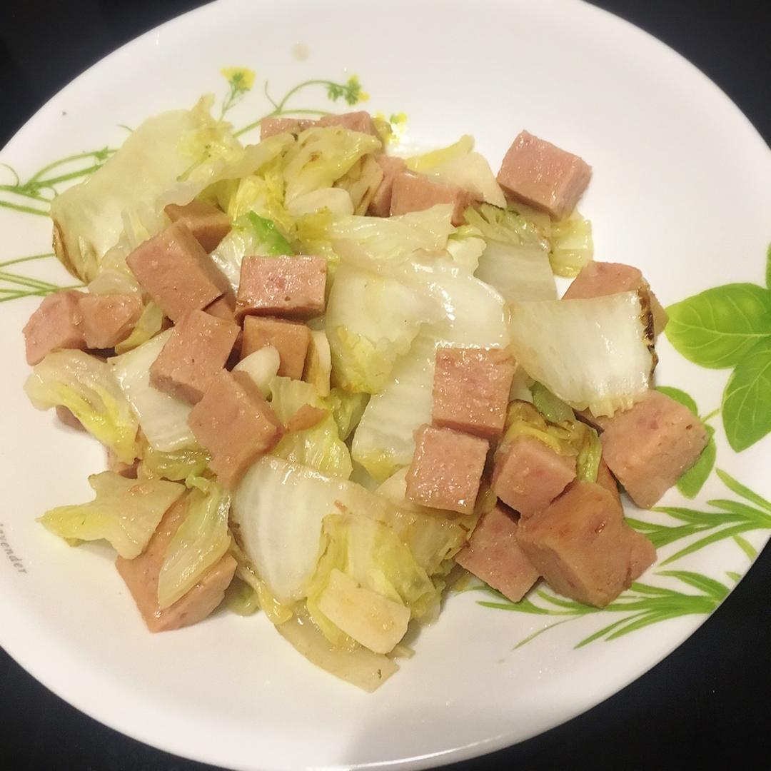 柒冉恩做的大白菜炖午餐肉
