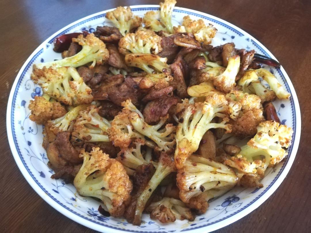 干锅五花肉花菜│多力浓香花生油X金牌家宴
