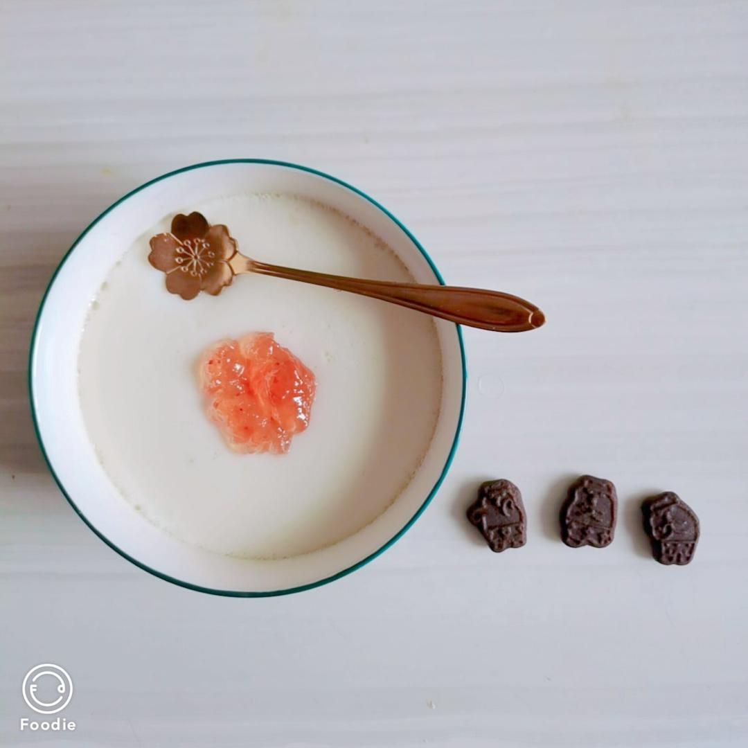 1盒牛奶+2颗鸡蛋，原来双皮奶的做法这么简单