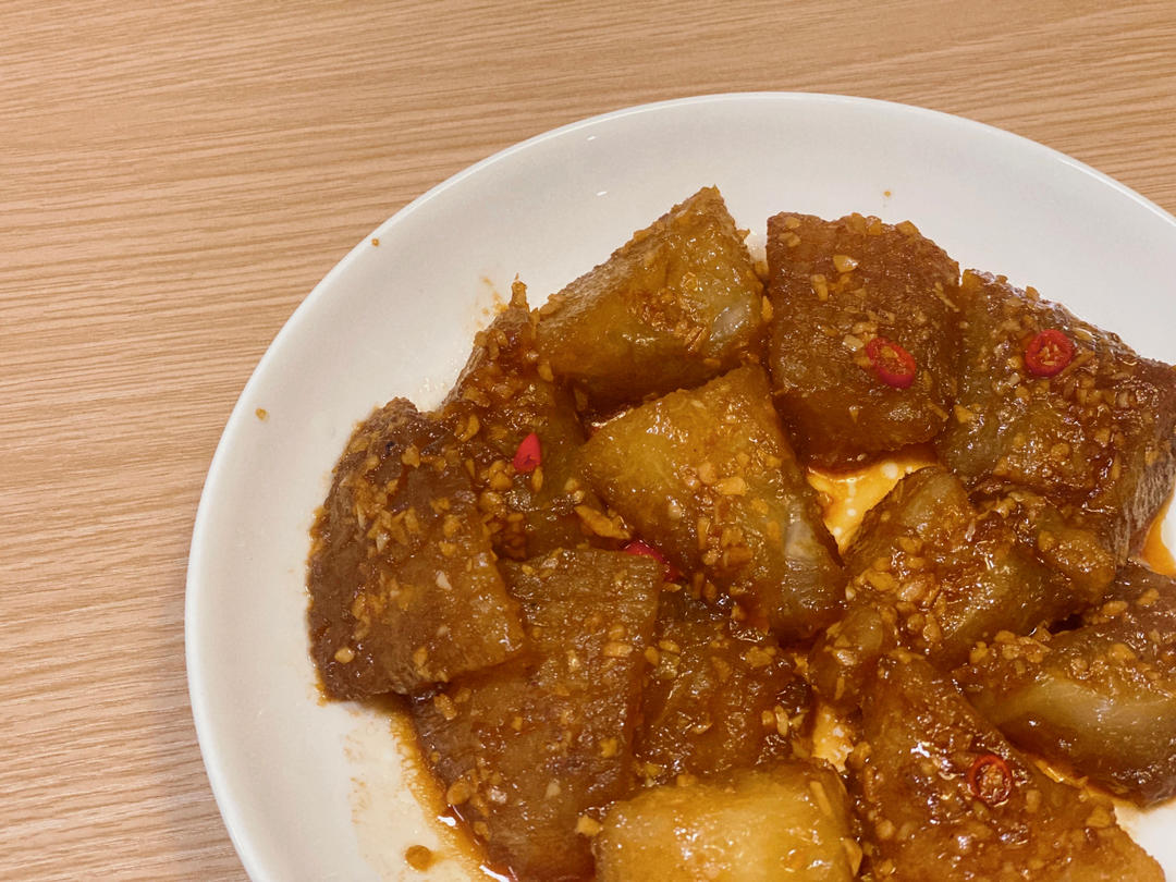 红烧冬瓜最完美做法，不加一滴水，瞬间秒杀红烧肉