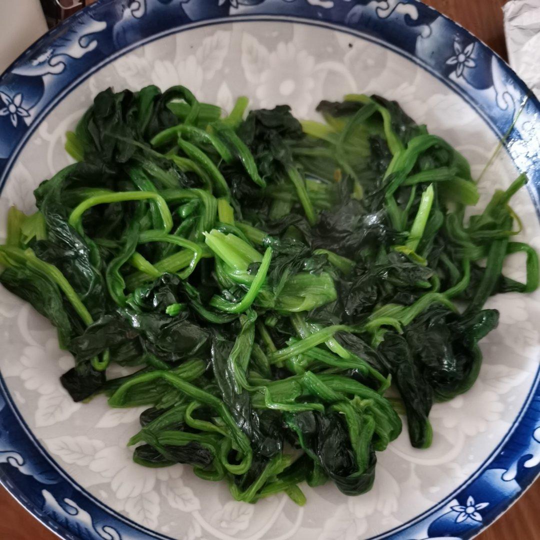 清炒菠菜
