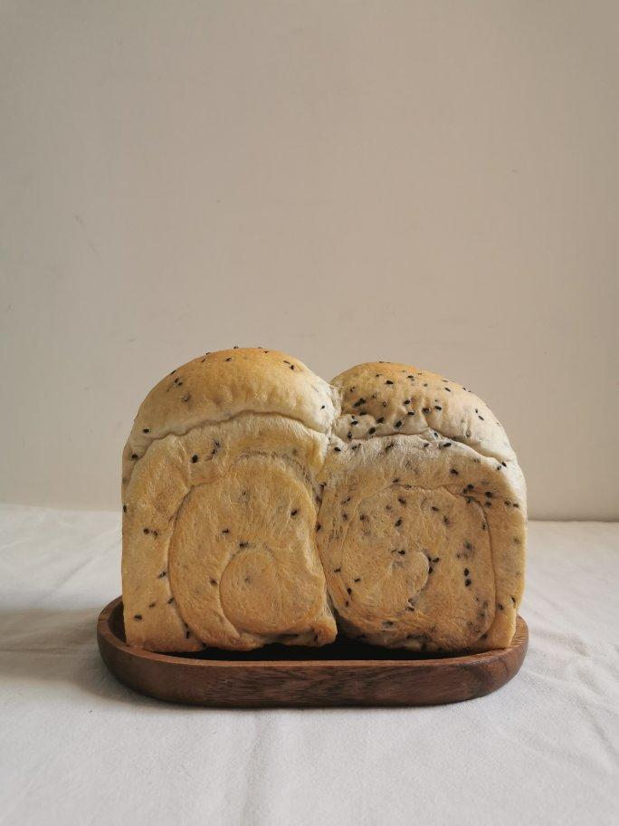 金大旺的黑芝麻吐司