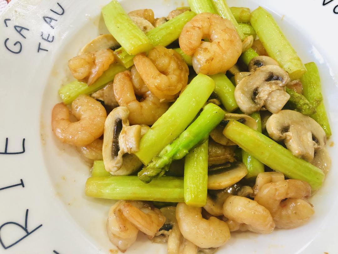 芦笋炒虾仁