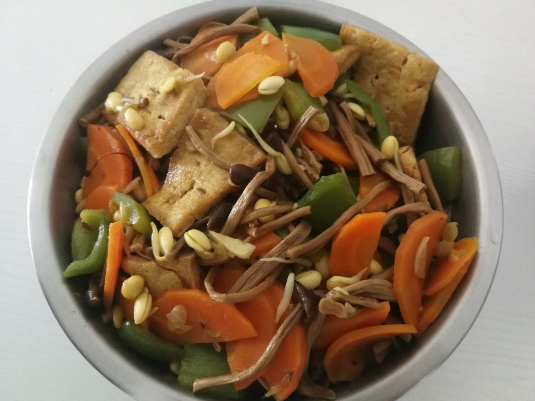 茶树菇烧豆腐