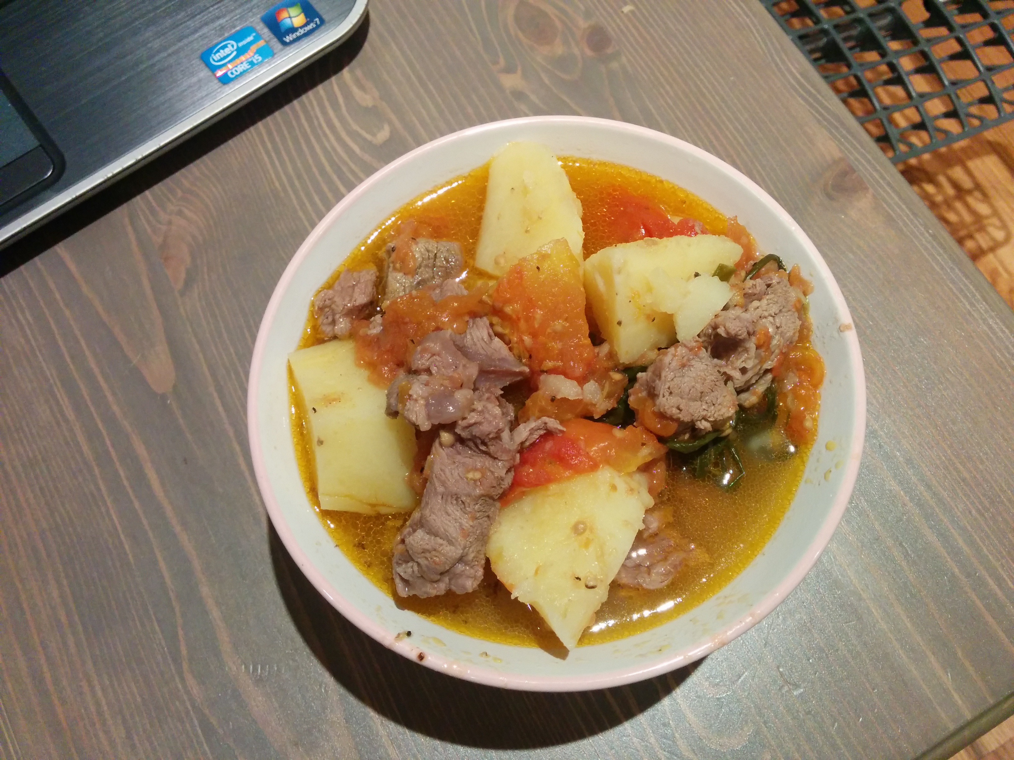 西红柿牛腩土豆