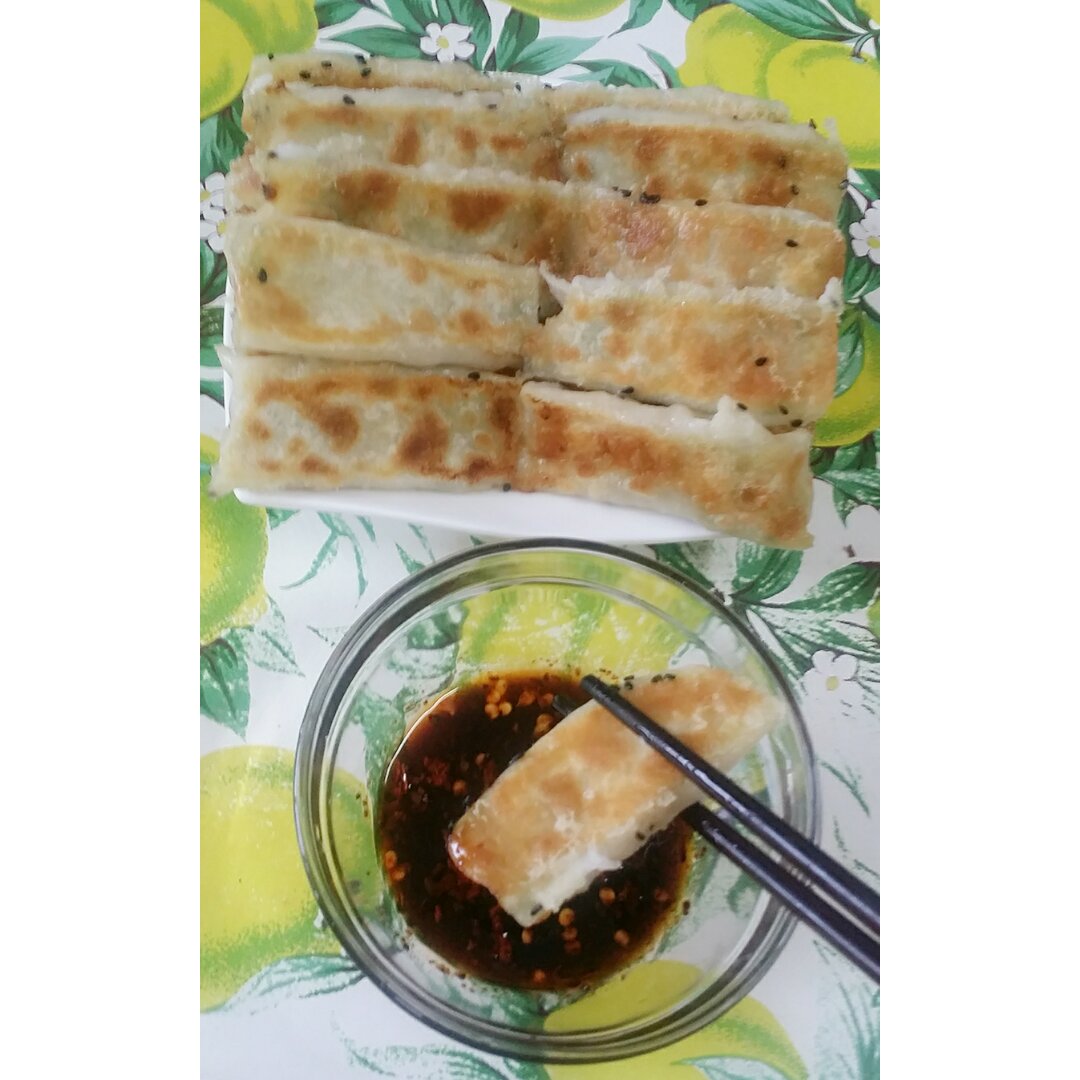 三鲜锅贴