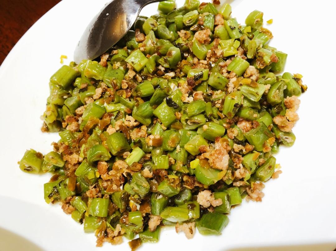 榄菜肉沫四季豆，吃的停不下来