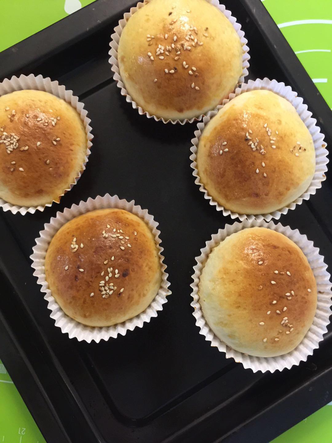 咸鸭蛋黄奶酥夹心面包