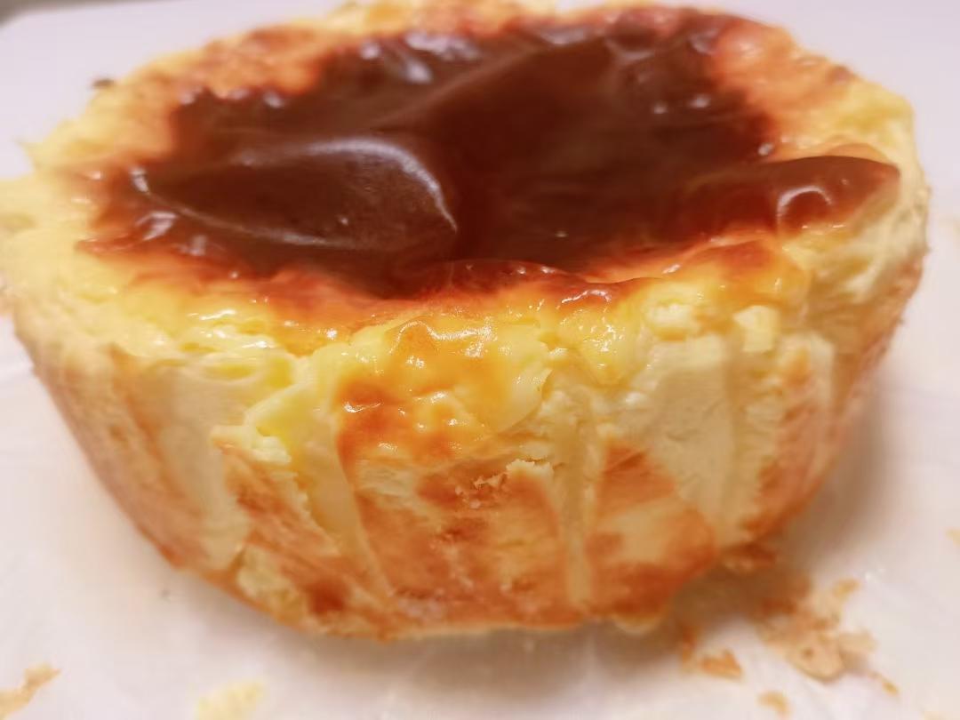 轻口感巴斯克蛋糕