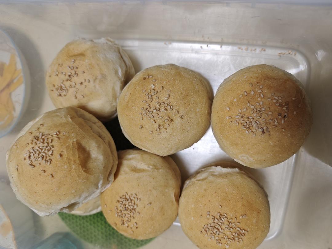 超软の小恶魔黑竹炭汉堡胚｜附自制傻瓜汉堡模具做法