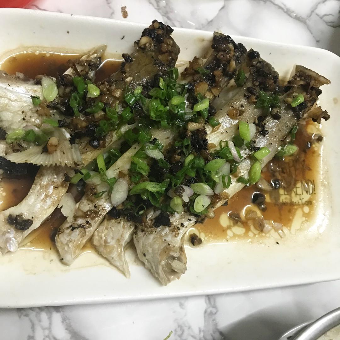 蒜蓉豆豉蒸鲶鱼