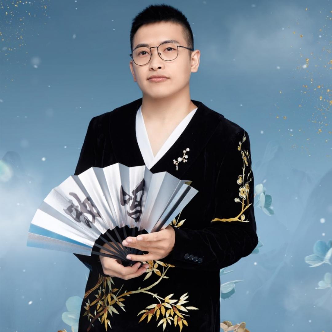 花美男是个斯文败类