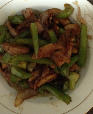 青椒素炒杏鲍菇