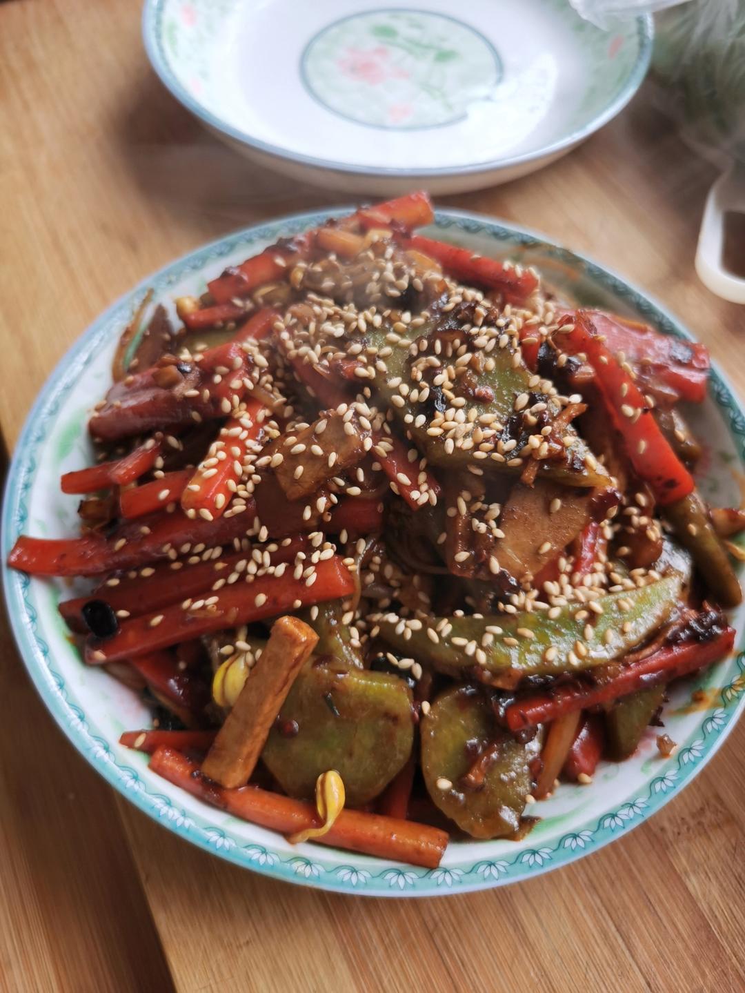 秒杀路边摊‼️好吃到舔盘的老干妈炒年糕