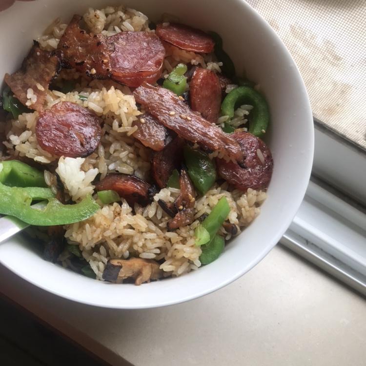 香菇腊肠饭