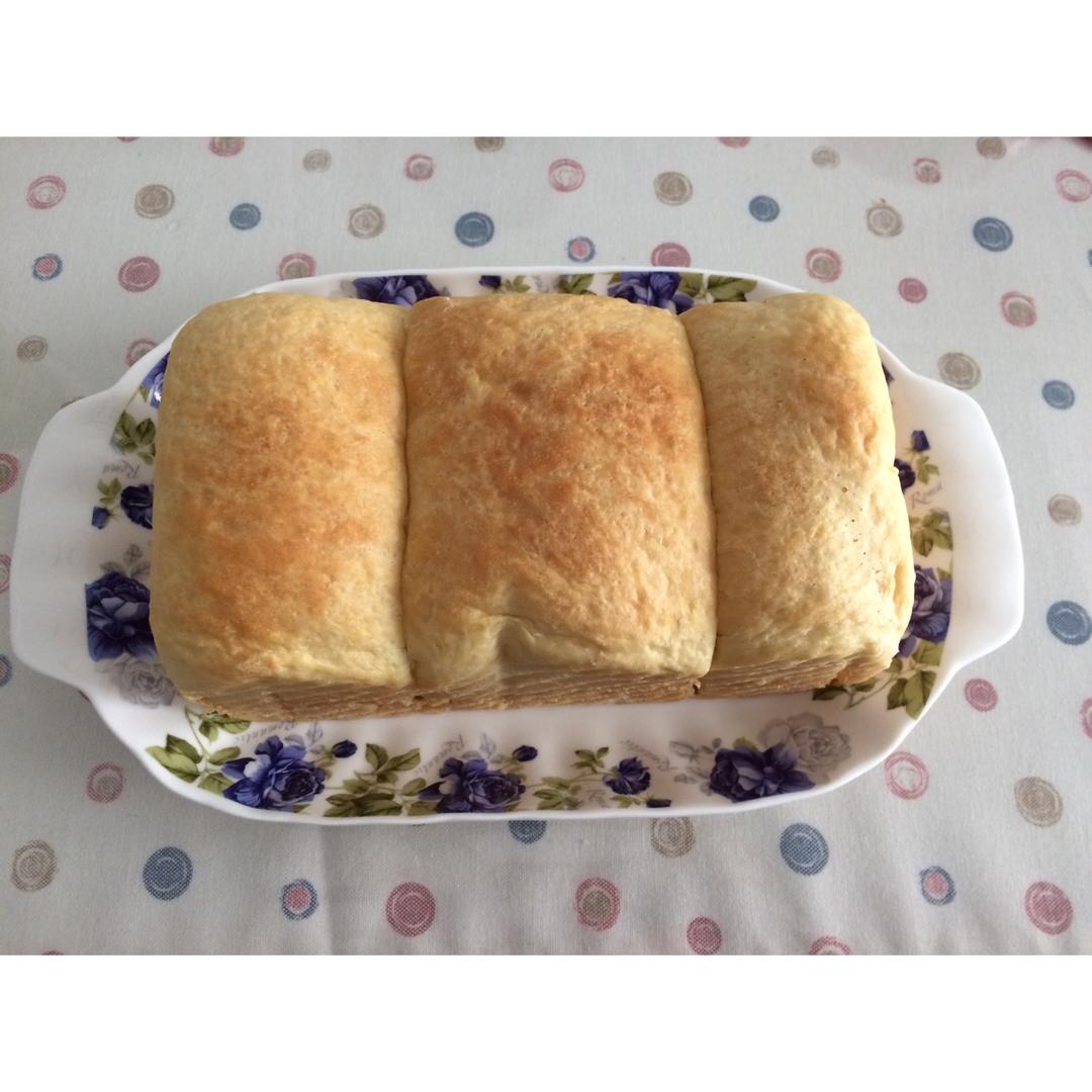 哈喽~面包你好！极简白吐司（一次发酵法）最最简单的吐司