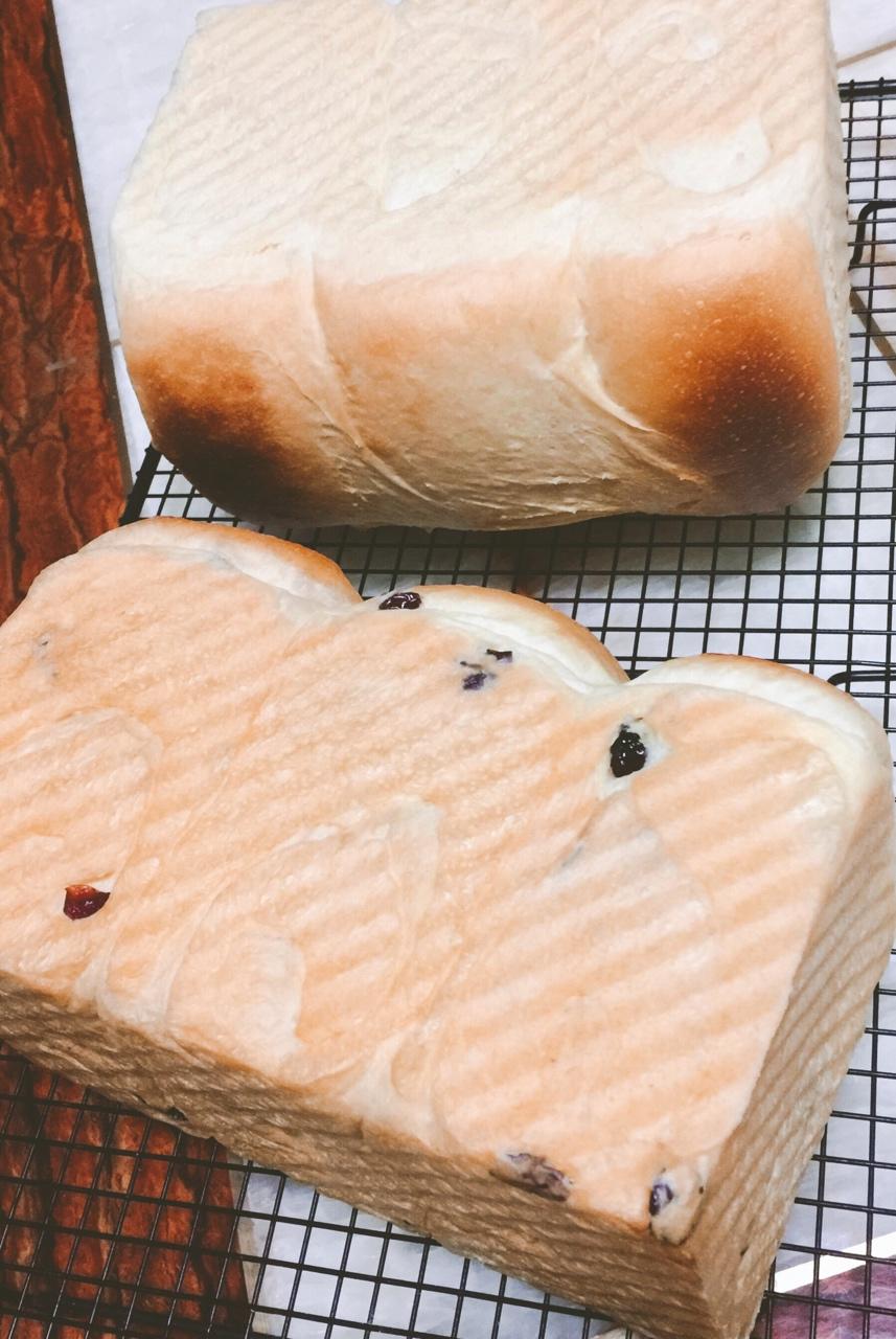 松软醇香软吐司