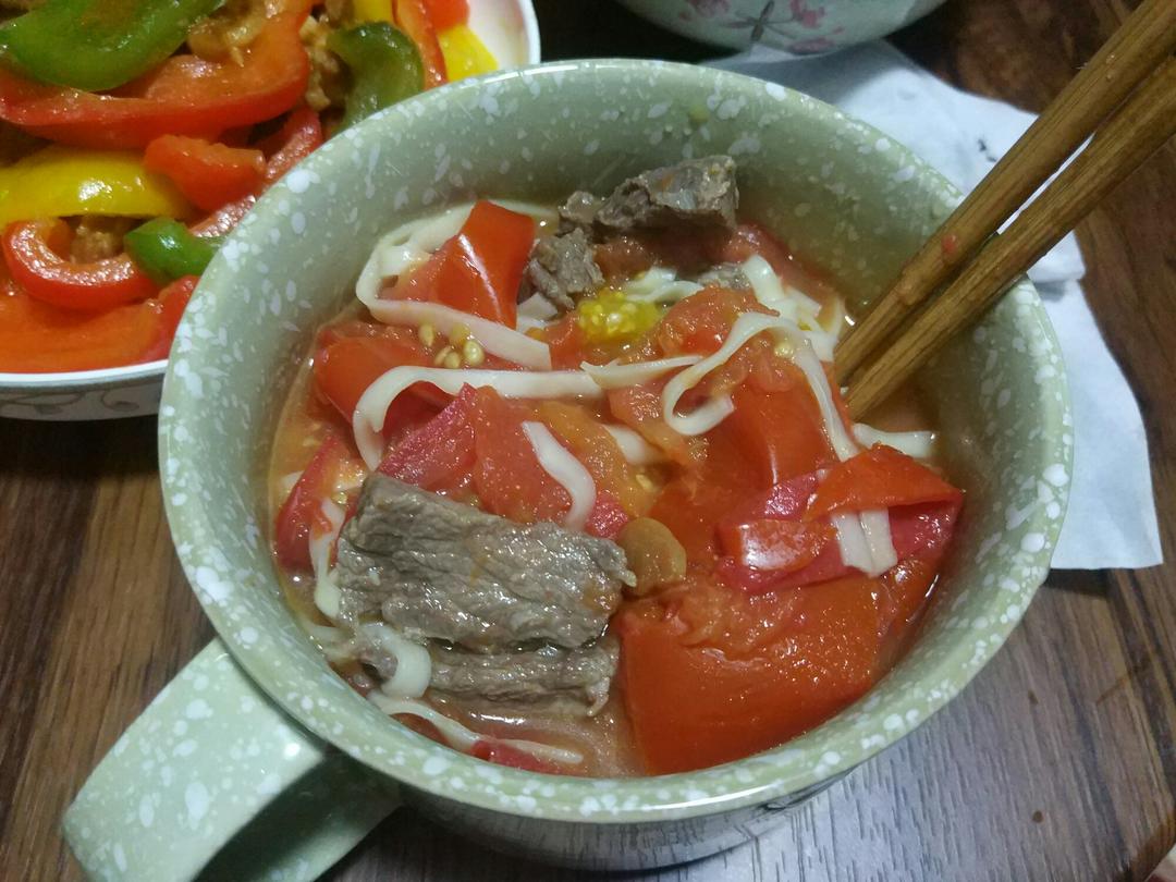 番茄牛肉面
