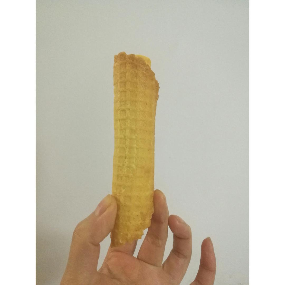 用蛋卷机快手做蛋卷（黄油版和香葱素油版）