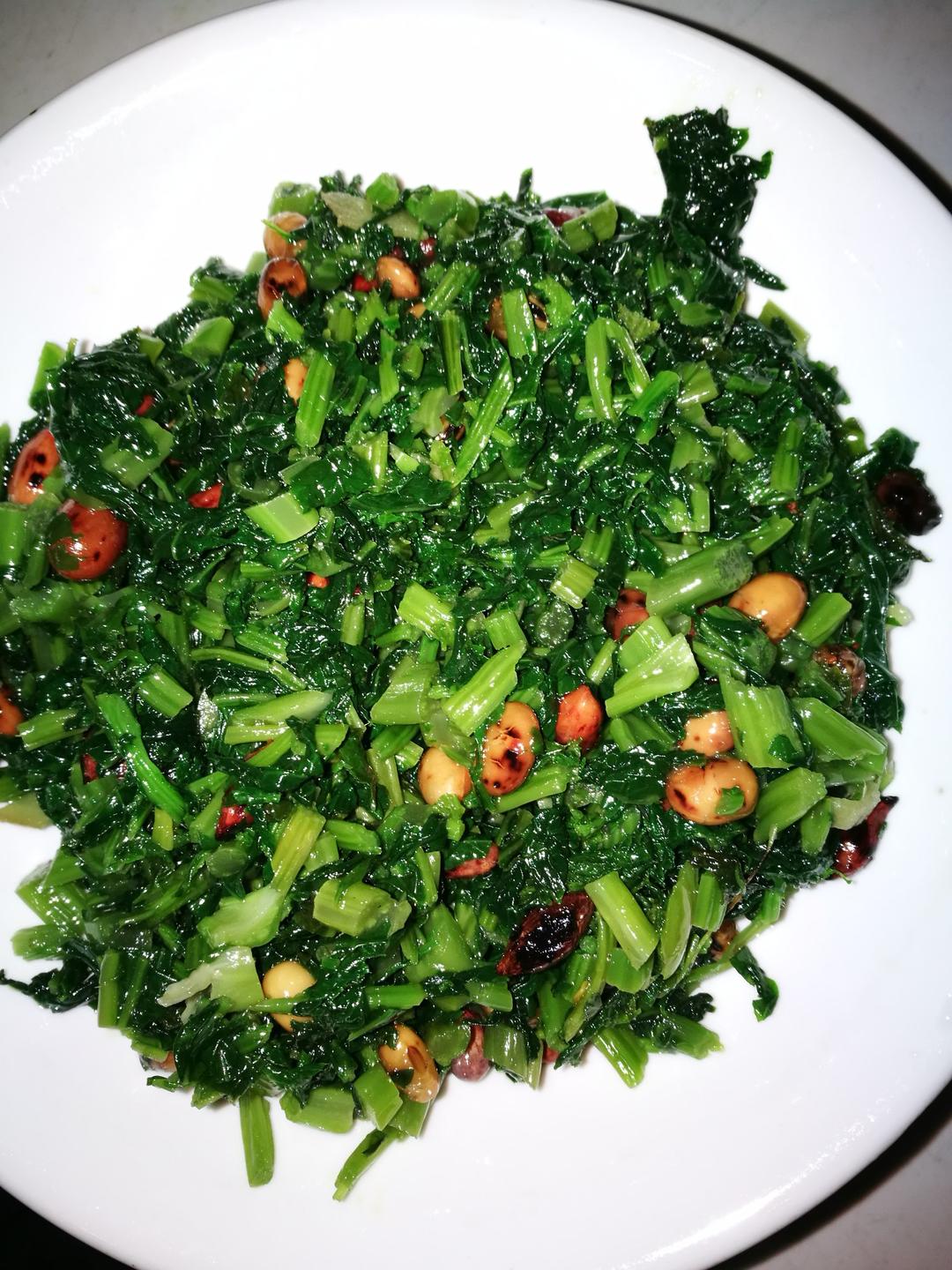 吃货就是容易满足做的清炒雪里蕻