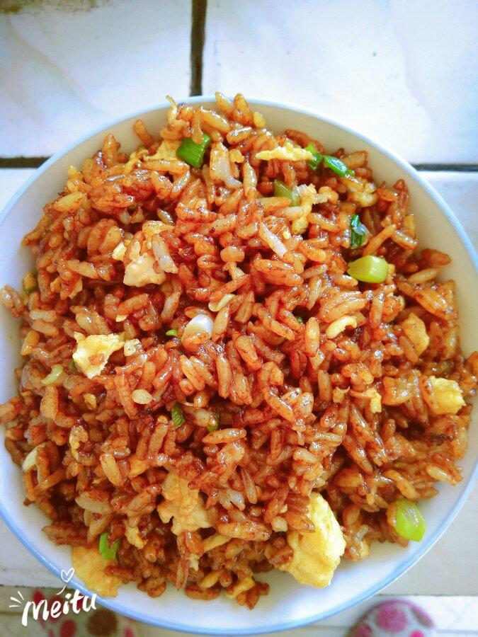 酱油炒饭(超级简单)