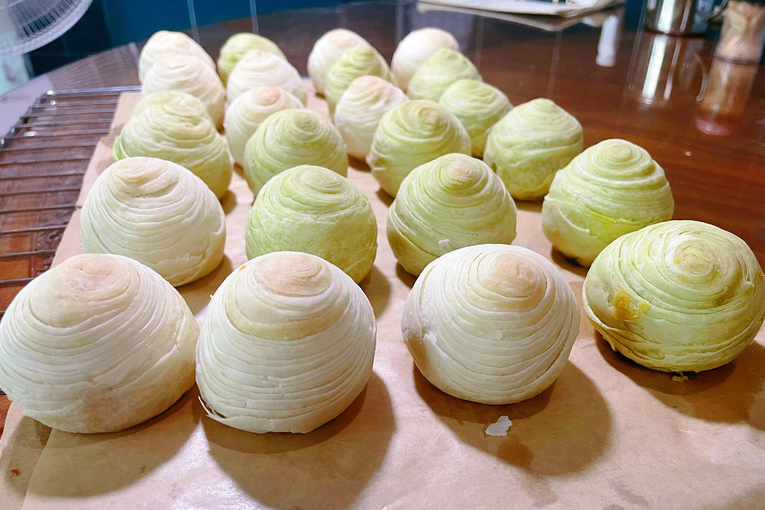 🌈免揉，免松弛，超高颜值小马宝莉彩虹蛋黄酥（含详细操作视频）