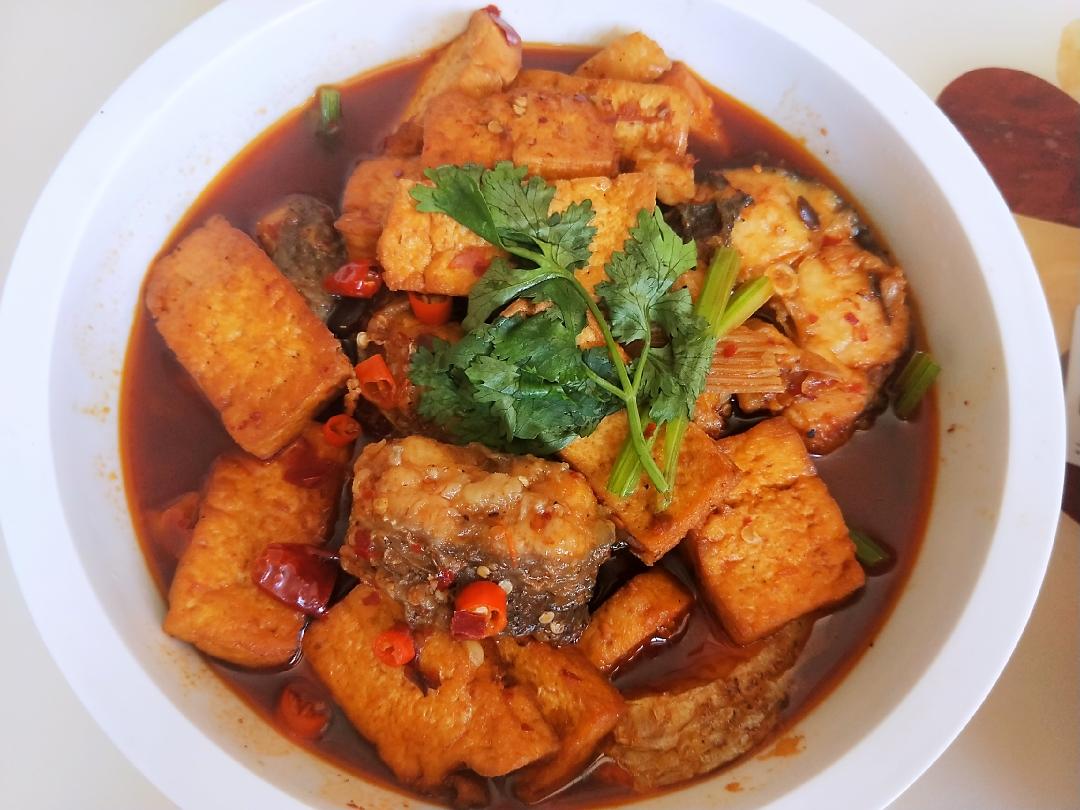 豆腐烧鱼块的做法