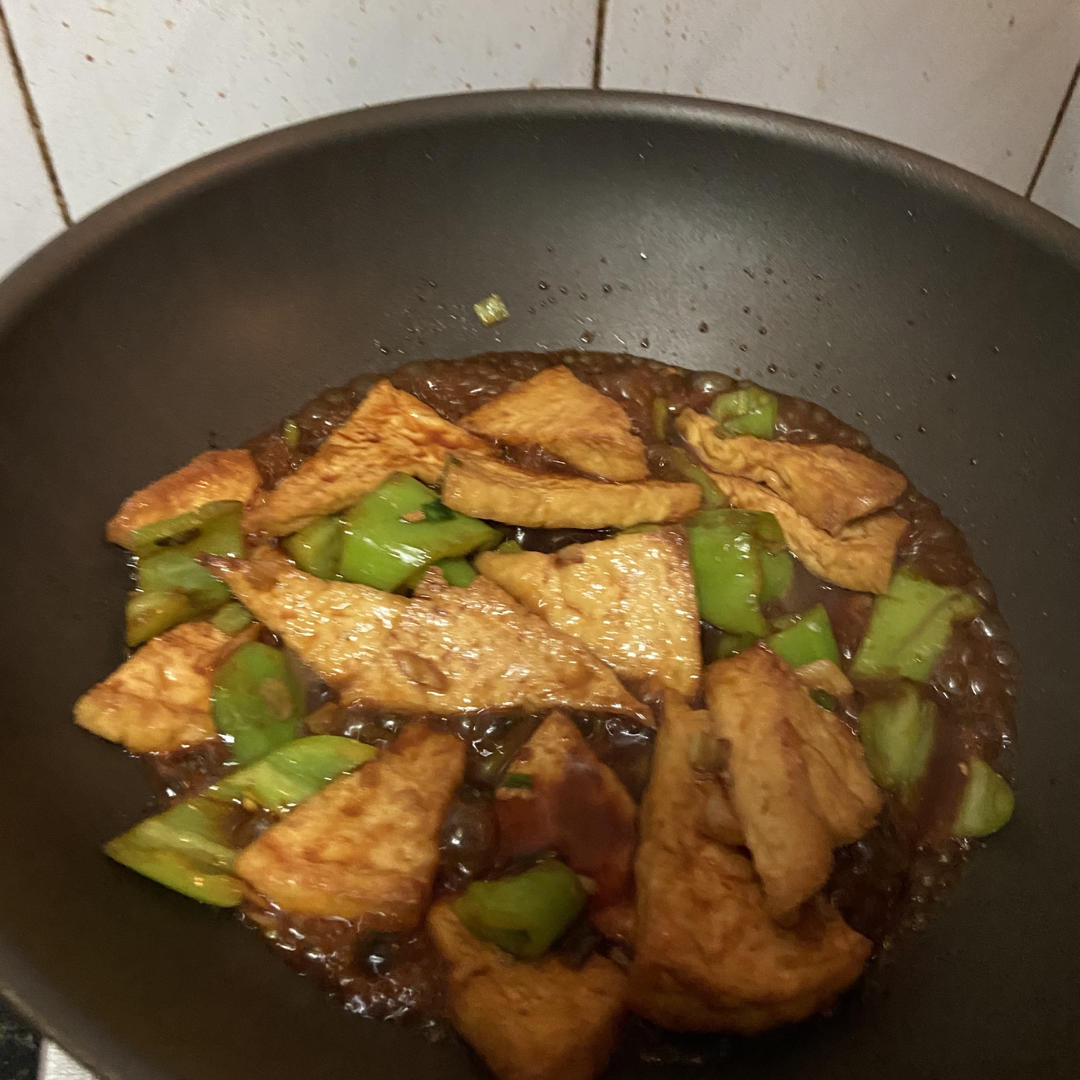 青椒炒豆腐
