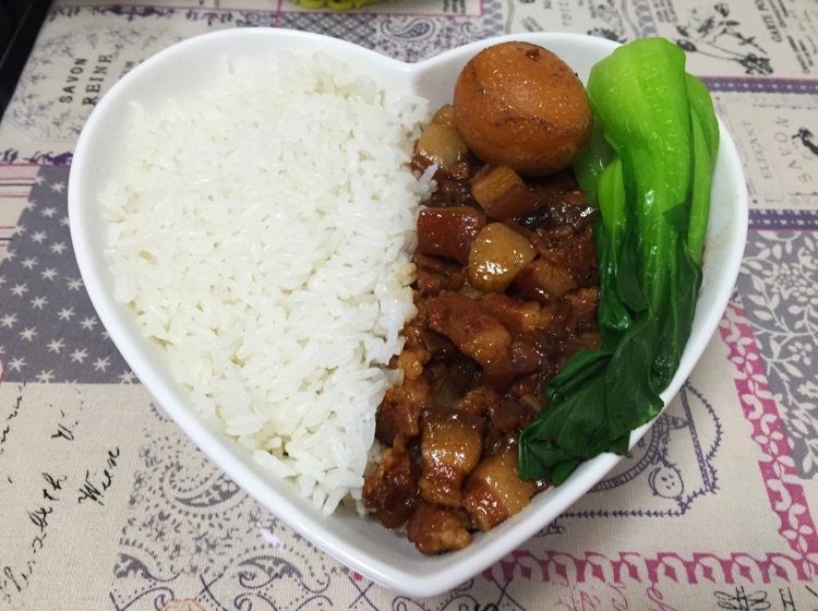 台式卤肉饭