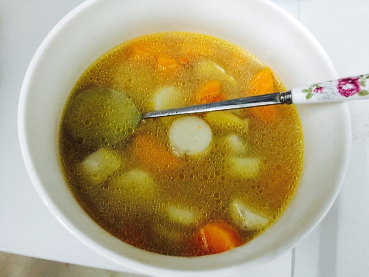 排骨炖胡萝卜山药汤