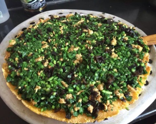 春日里的减肥粗粮——韭菜煳饼~