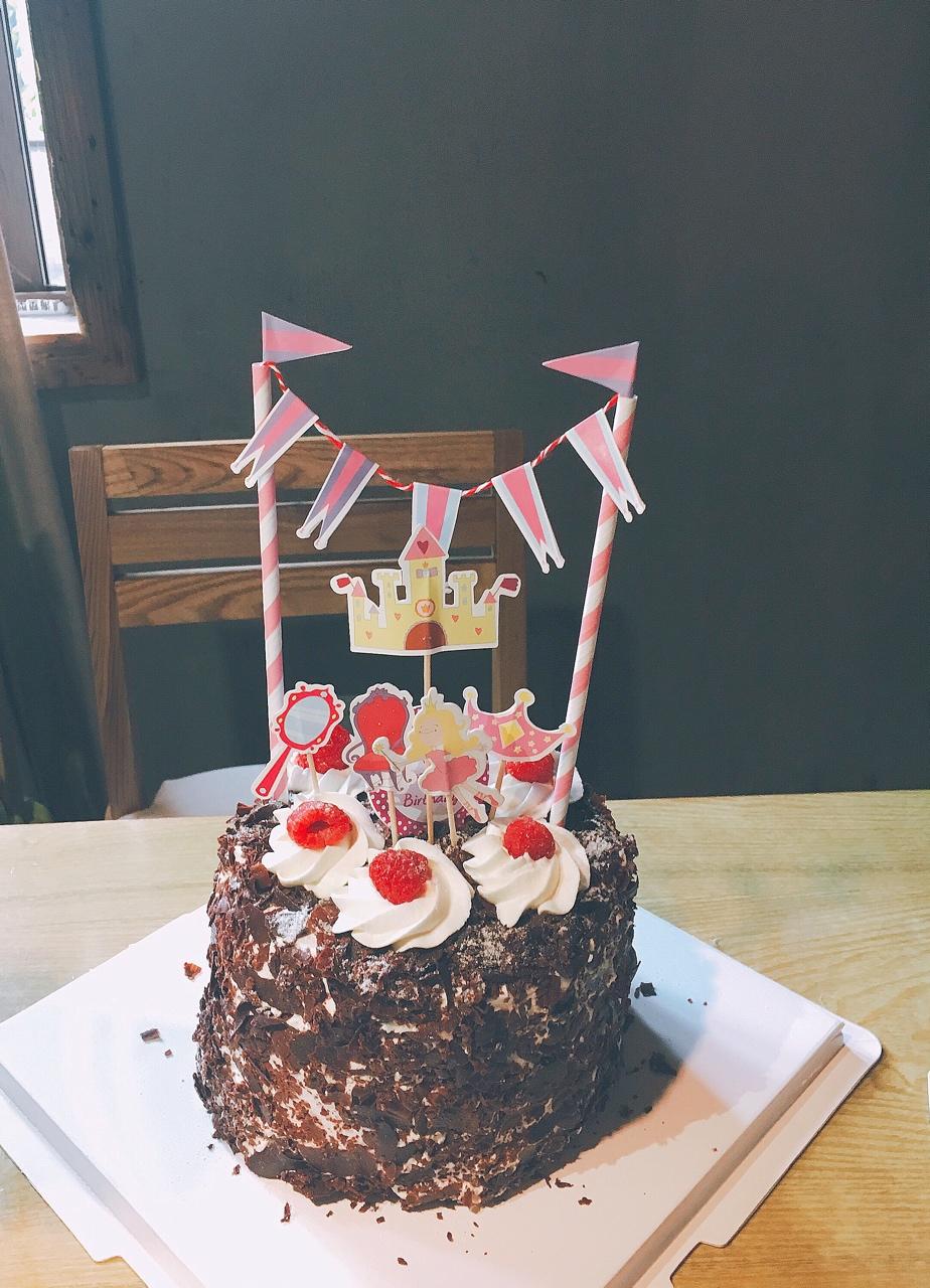 黑森林蛋糕：樱桃酒是她的灵魂