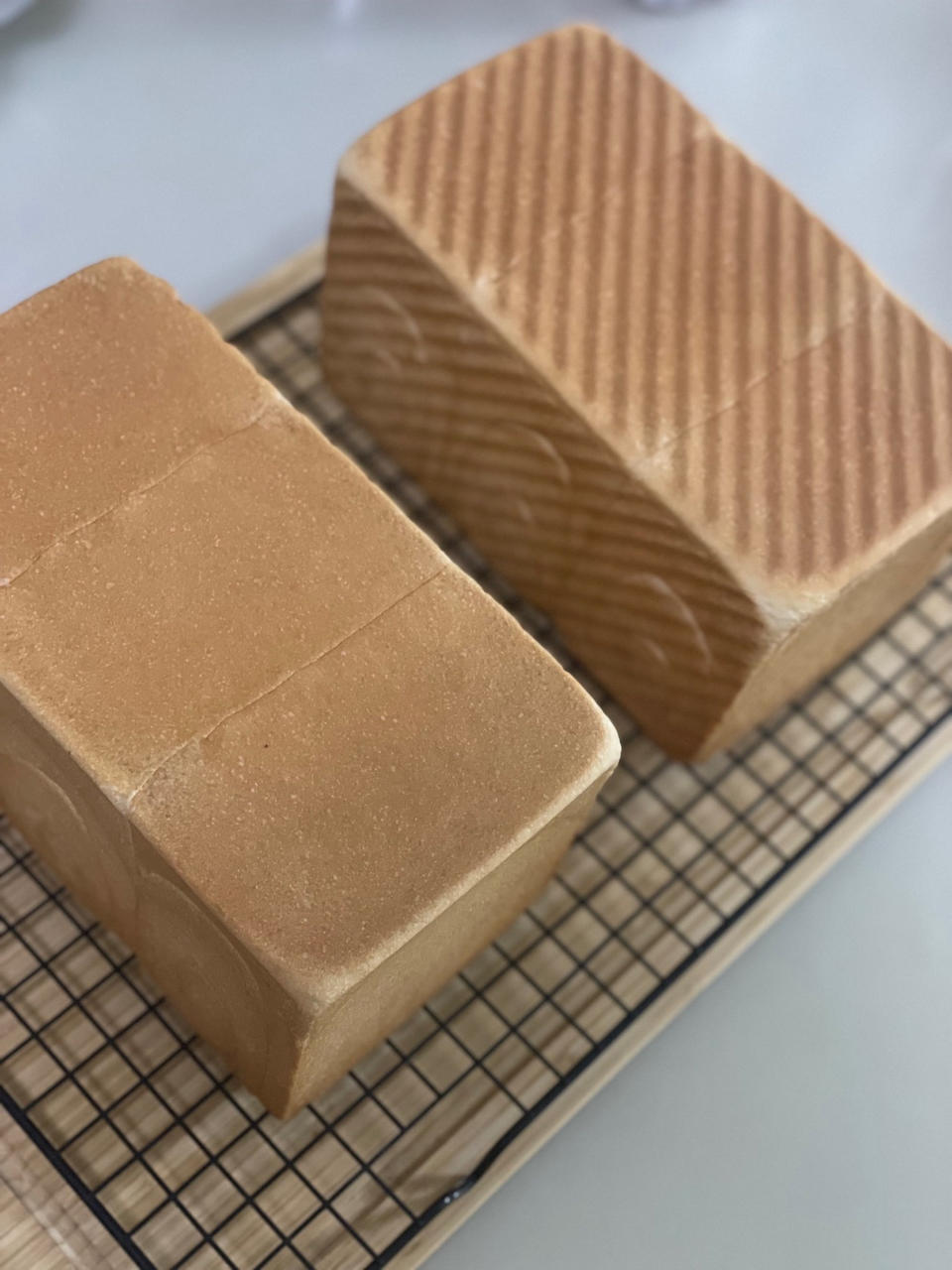 🍞消耗淡奶油吐司｜无黄油｜软绵绵｜奶香浓郁