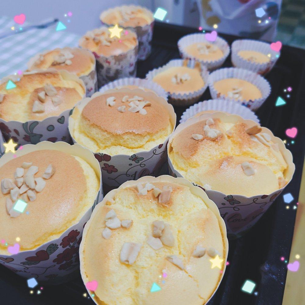 纸杯蛋糕 8寸戚风蛋糕的量