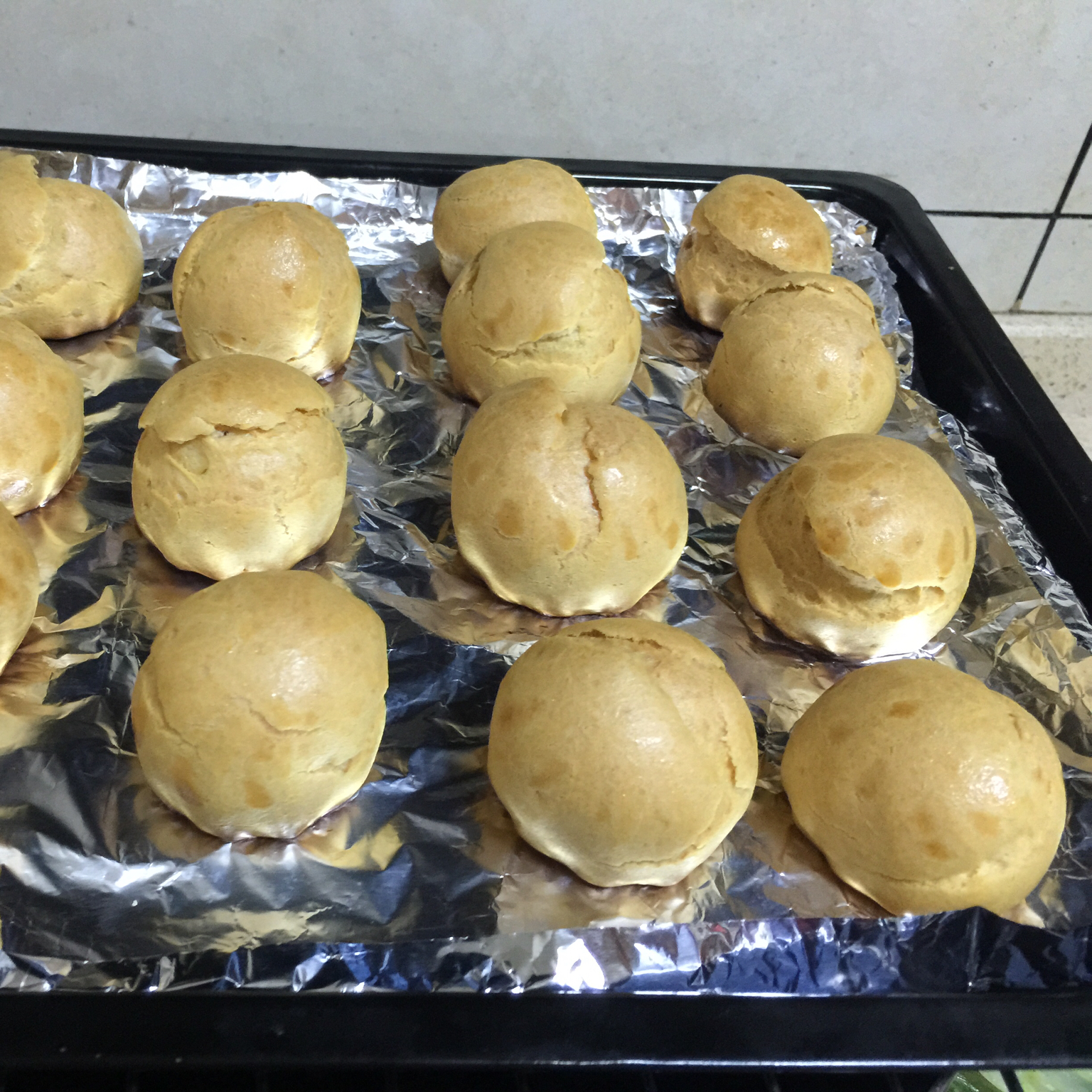 《Tinrry下午茶》教你做香草泡芙