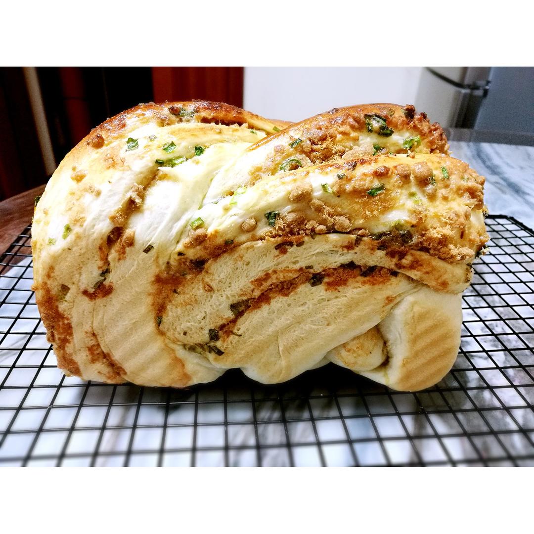 香葱肉松手撕吐司