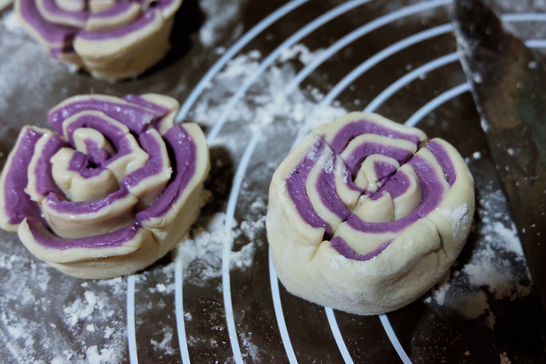 开花的紫薯馒头的做法 步骤6