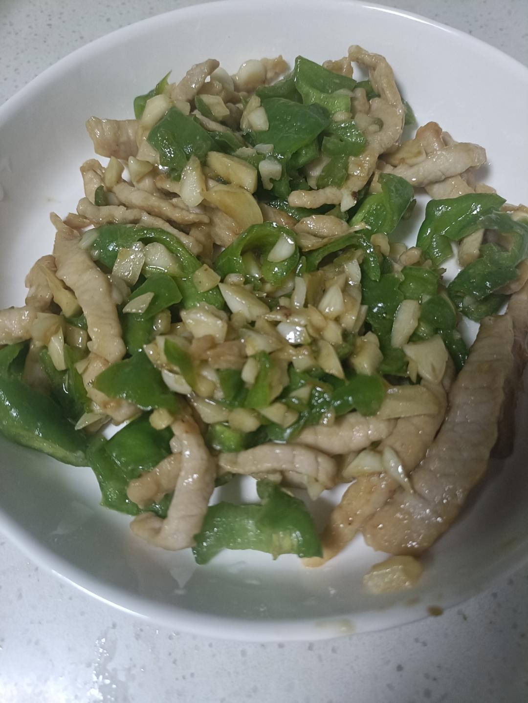 ‼️好吃到舔盘的青椒肉丝盖浇饭