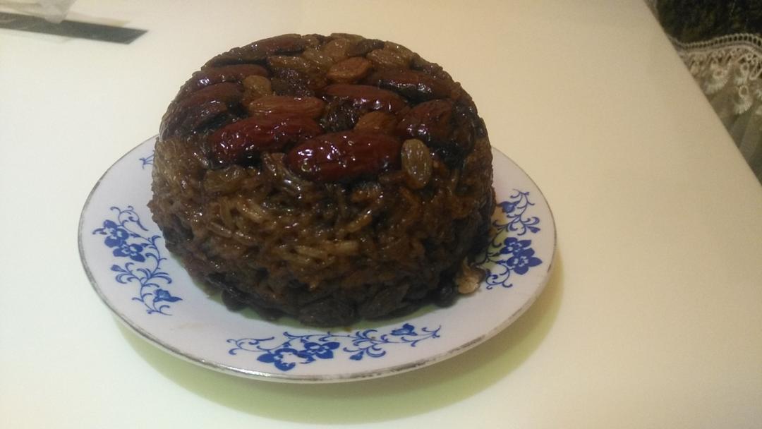 美容养颜的红糖糯米八宝饭