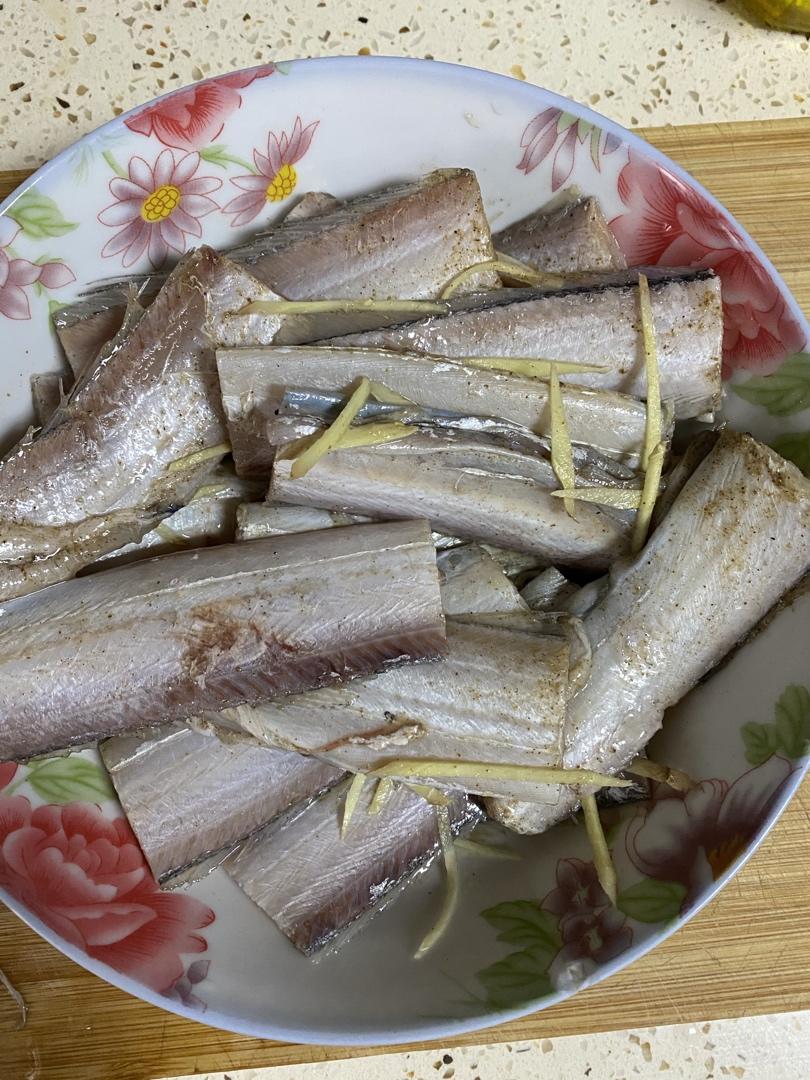 【香煎带鱼】附送超多煎鱼技巧~