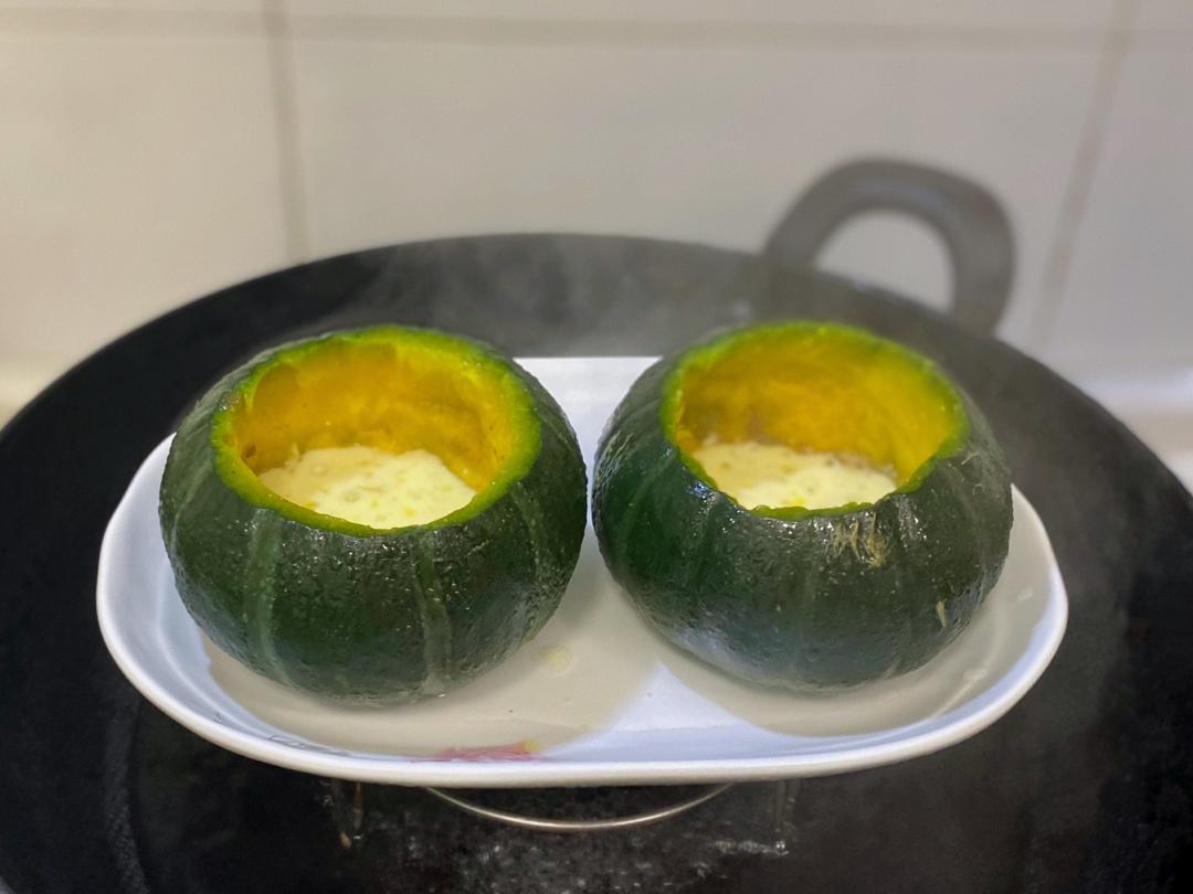 连皮都能吃的迷你南瓜焗饭～