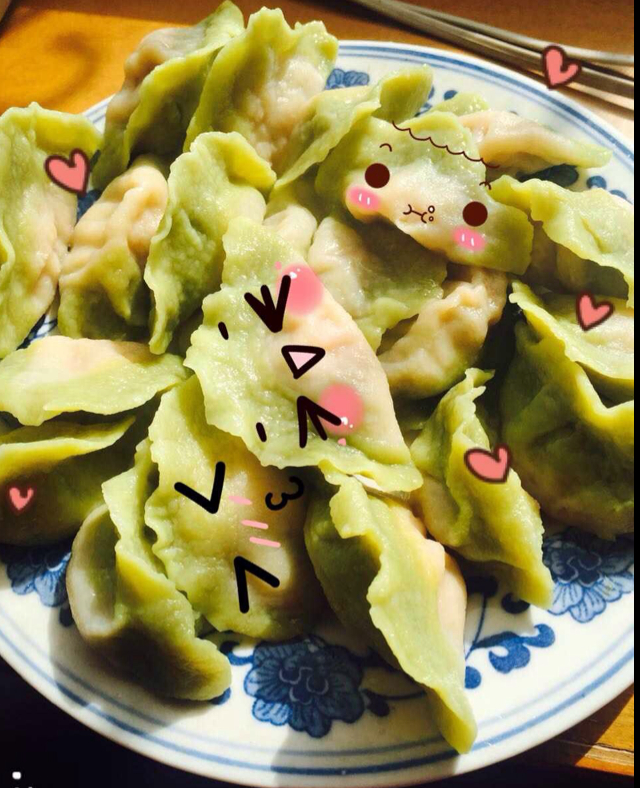 翡翠白玉白菜饺子详细版（附翡翠白玉白菜饺子包法，翡翠白玉饺子皮两种制法，面包机和面，翡翠白玉烧卖，各种馅料搭配）