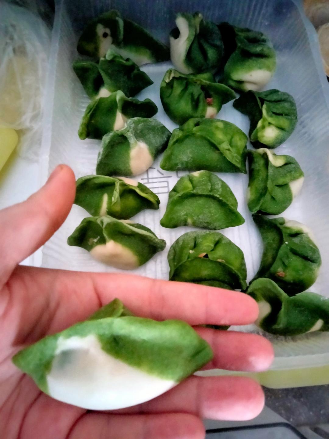 翡翠白菜饺