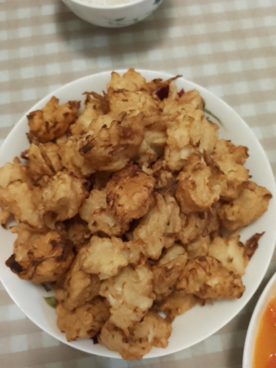 香酥软口的小吃摊版香炸萝卜丸子