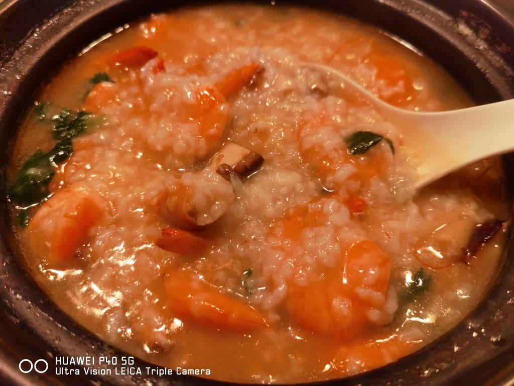 美味营养的胡萝卜香菇虾仁🍤粥 老少皆宜