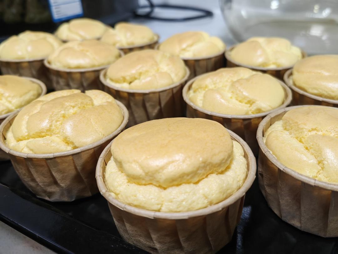 纸杯蛋糕 8寸戚风蛋糕的量